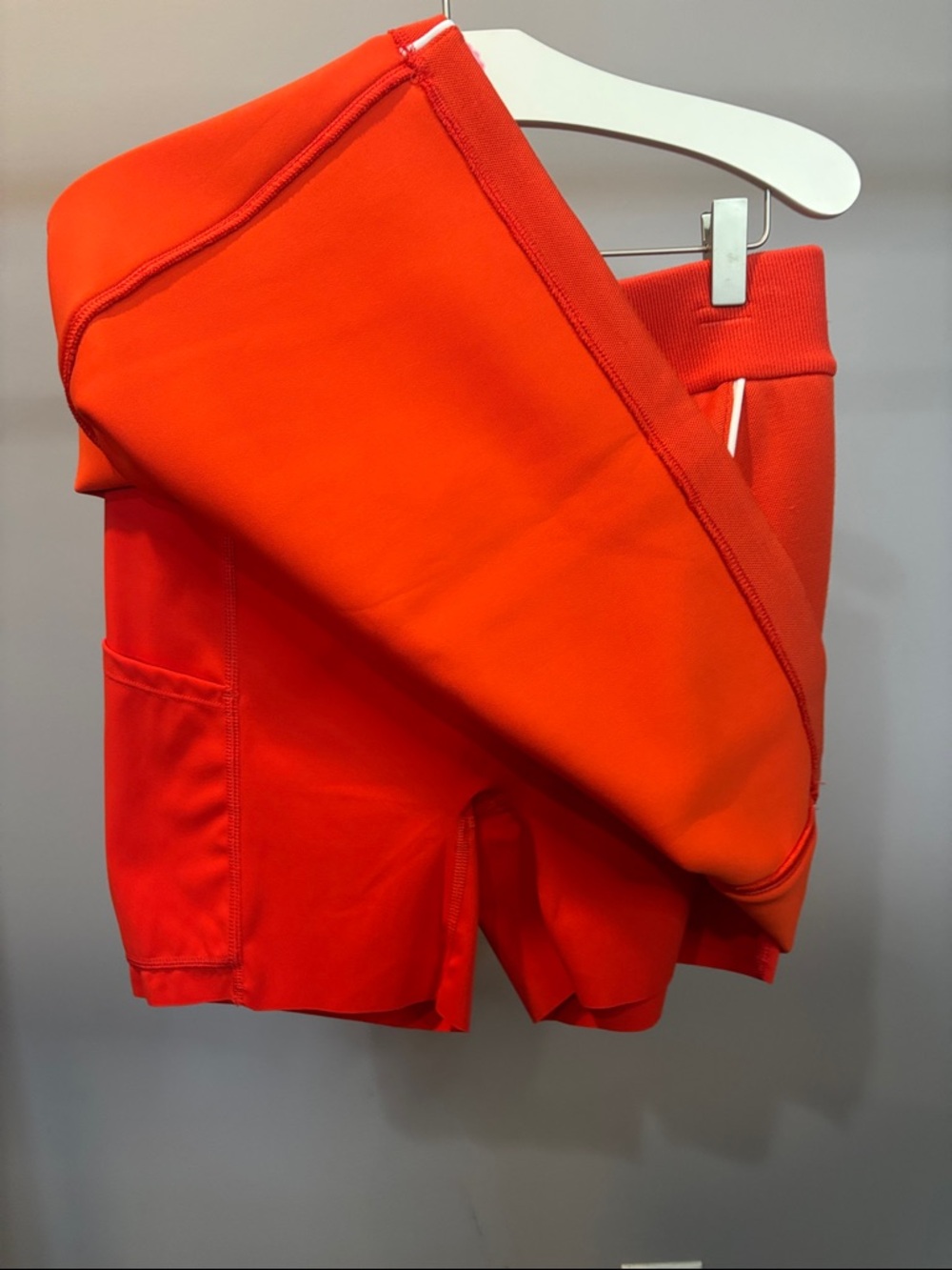 SPANX Coral Airpique Skort with White Piping - Picture 5 of 6